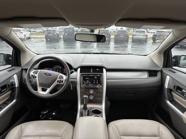Photo of 2013 Kodiak Brown Metallic Ford Edge