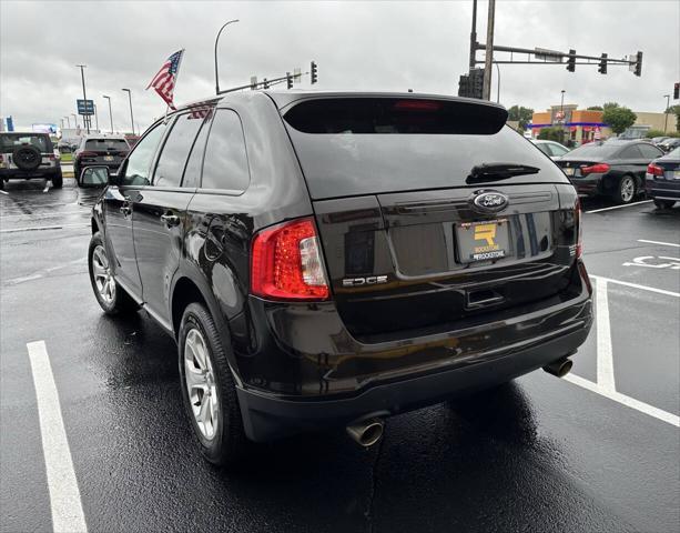 Photo of 2013 Kodiak Brown Metallic Ford Edge