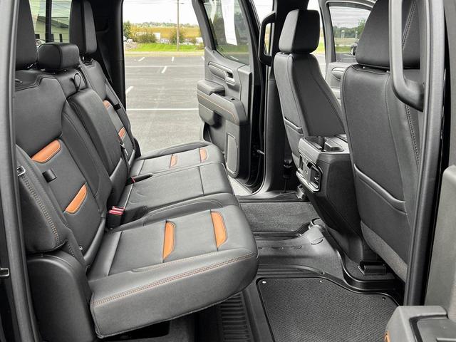 Photo of 2023 Onyx Black GMC Sierra 1500