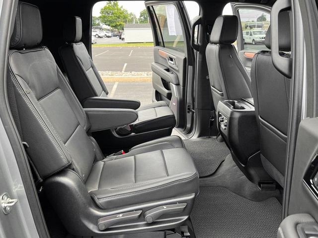 Photo of 2025 Sterling Metallic GMC Yukon XL