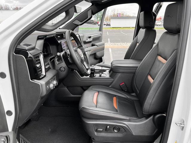 Photo of 2024 Summit White GMC Sierra 1500