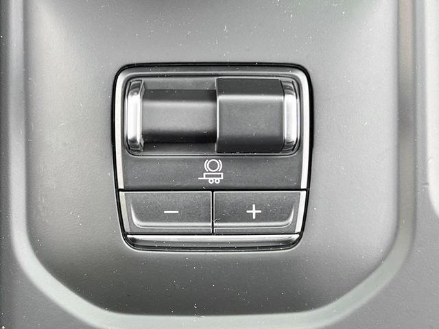 Photo of 2024 Summit White GMC Sierra 1500