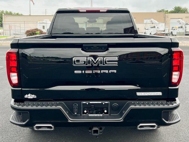 Photo of 2024 Onyx Black GMC Sierra 1500