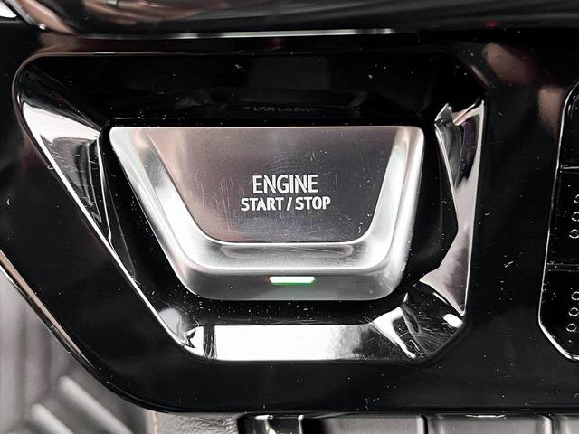 Photo of 2024 Summit White GMC Sierra 1500