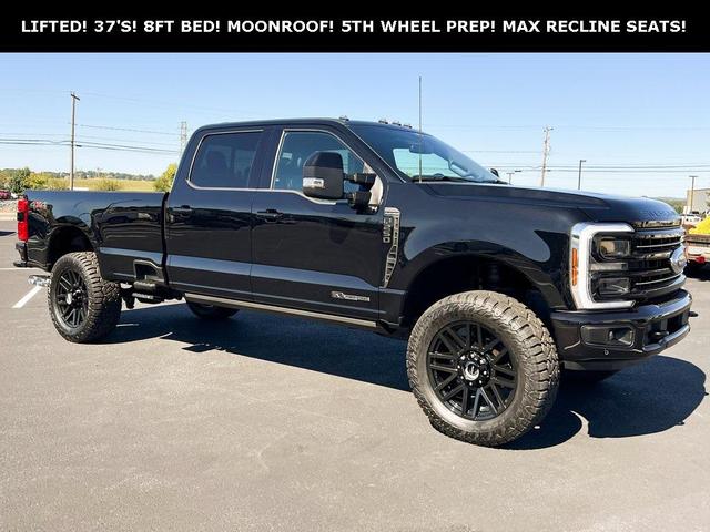 Photo of 2025 Agate Black Metallic Ford F-250