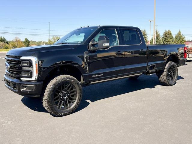Photo of 2025 Agate Black Metallic Ford F-250