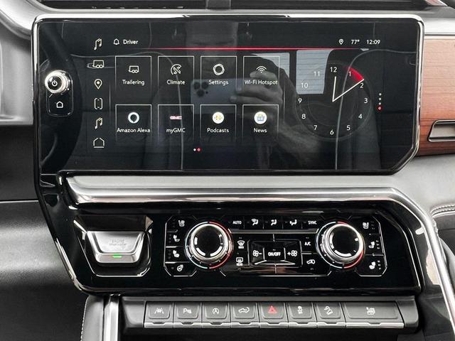 Photo of 2024 Onyx Black GMC Sierra 1500