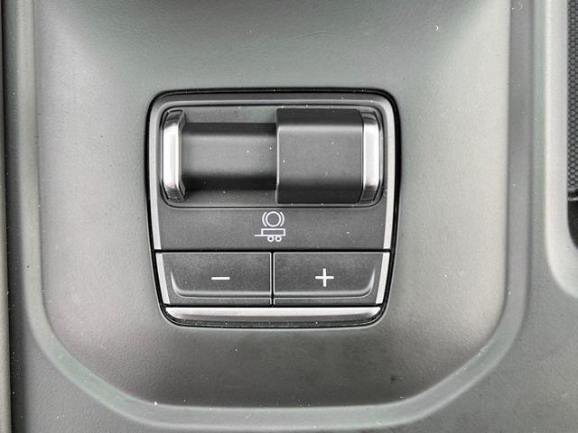 Photo of 2024 Onyx Black GMC Sierra 1500