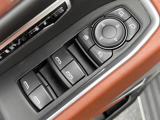 Photo of 2024 Onyx Black GMC Sierra 1500