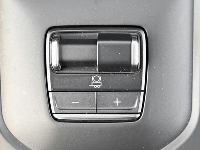 Photo of 2024 Onyx Black GMC Sierra 2500