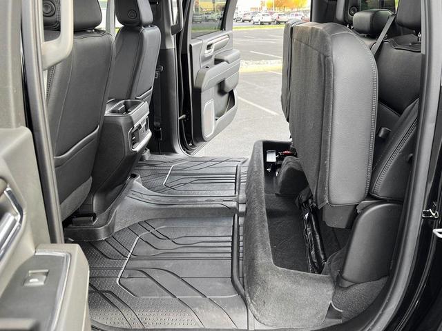 Photo of 2024 Onyx Black GMC Sierra 2500