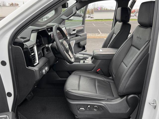 Photo of 2024 Summit White GMC Sierra 2500