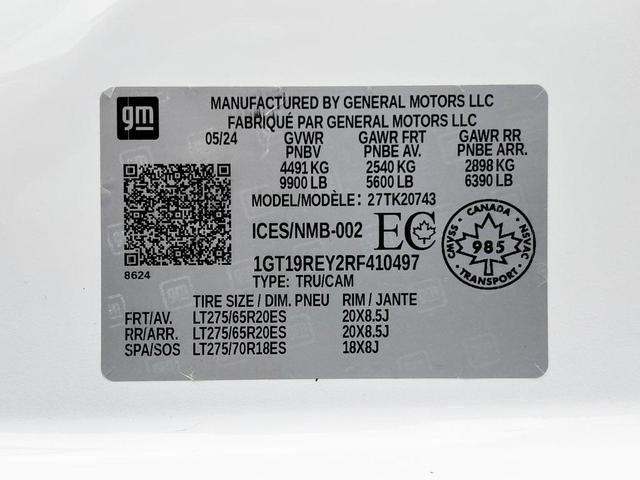 Photo of 2024 Summit White GMC Sierra 2500