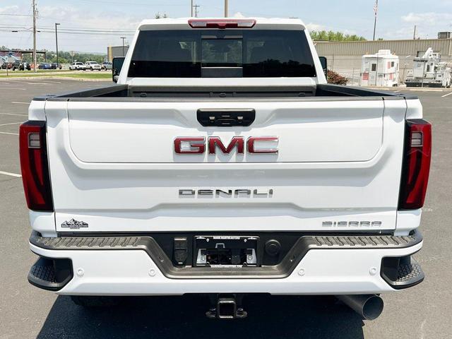 Photo of 2024 Summit White GMC Sierra 2500