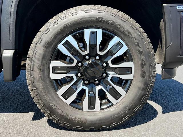 Photo of 2025 Titanium GMC Sierra 2500