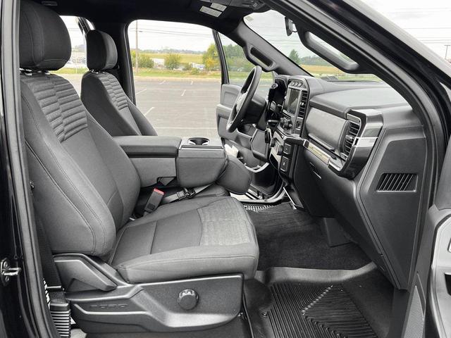 Photo of 2021 Agate Black Metallic Ford F-150