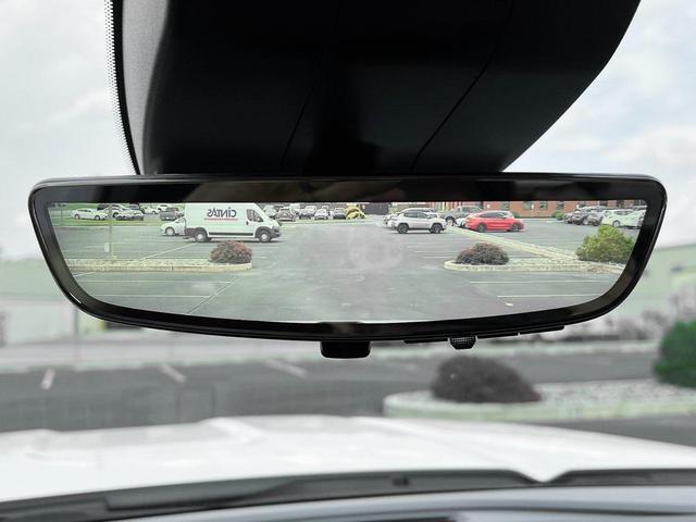 Photo of 2024 White Frost GMC Sierra 2500