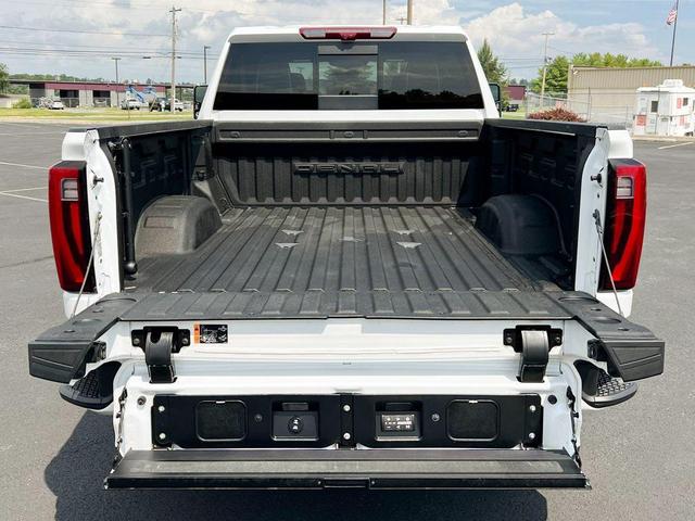 Photo of 2024 White Frost GMC Sierra 2500