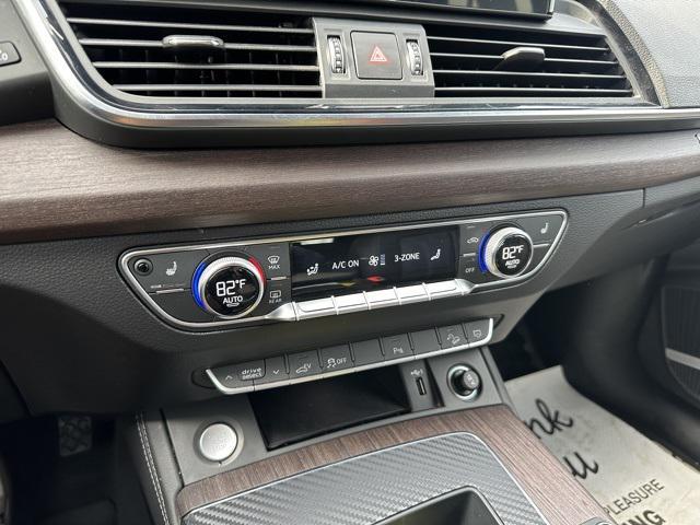 Photo of 2021 Daytona Gray Pearl Audi Q5