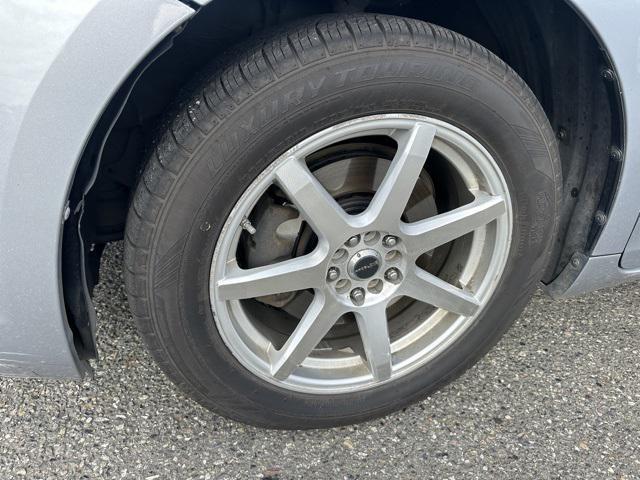 Photo of 2014 Shoreline Blue Pearl Toyota Sienna