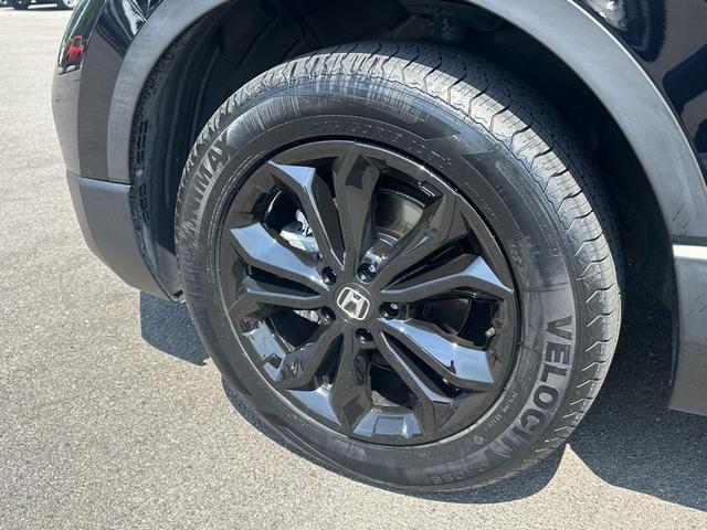 Photo of 2022 Crystal Black Pearl Honda CR-V