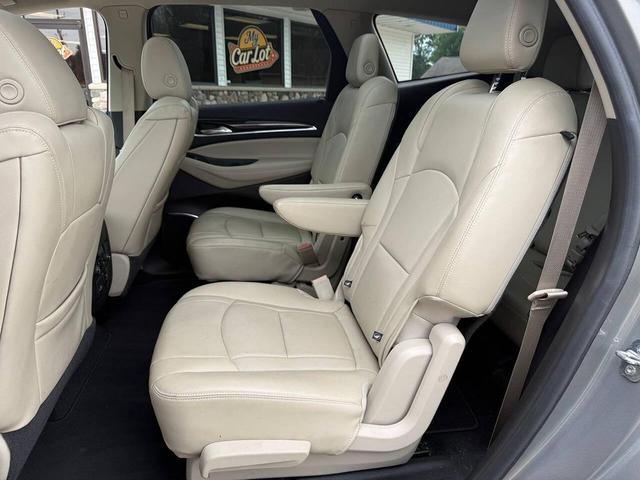Photo of 2018 Pepperdust Metallic Buick Enclave