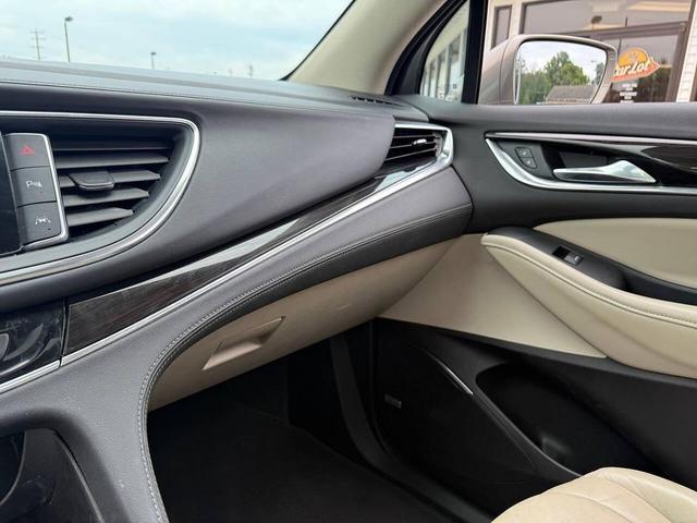 Photo of 2018 Pepperdust Metallic Buick Enclave
