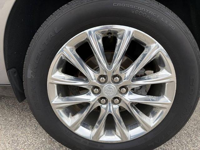 Photo of 2018 Pepperdust Metallic Buick Enclave