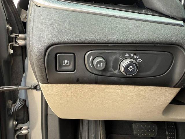 Photo of 2018 Pepperdust Metallic Buick Enclave