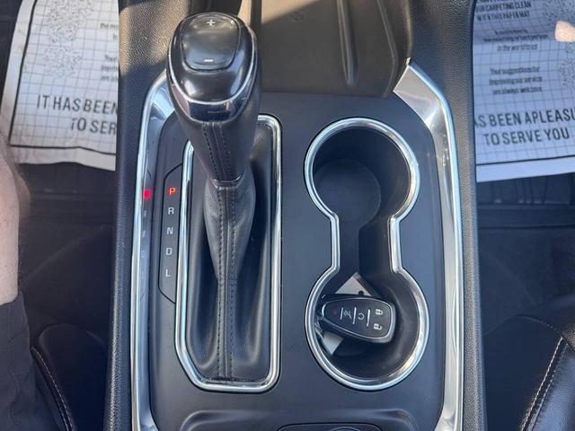 Photo of 2018 Silver Ice Metallic Chevrolet Traverse