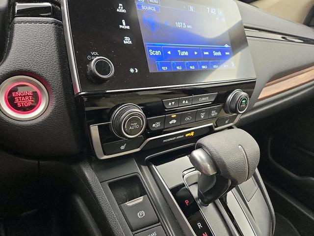 Photo of 2019 White Honda CR-V