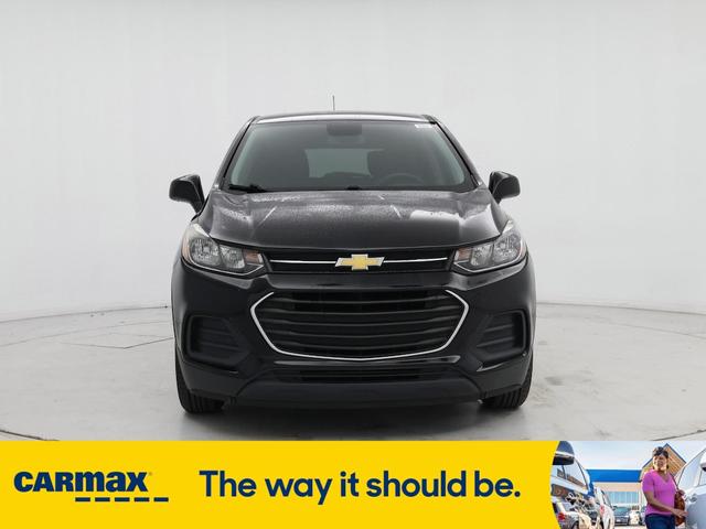 Photo of 2018 Black Chevrolet Trax