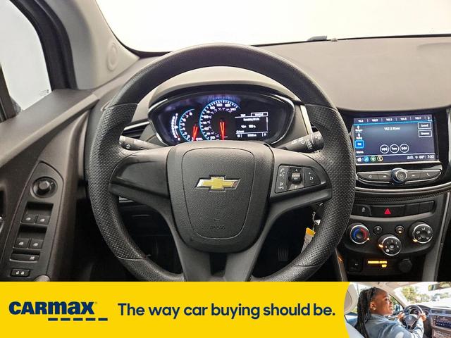 Photo of 2018 Black Chevrolet Trax