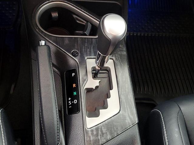 Photo of 2017 Blue Toyota RAV4