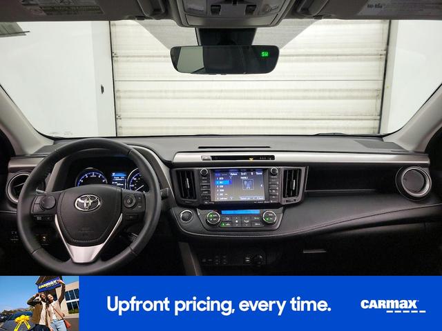 Photo of 2017 Blue Toyota RAV4