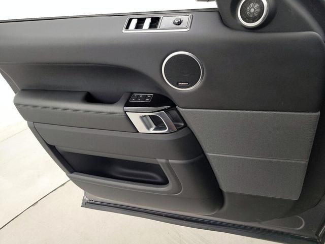 Photo of 2022 Gray Land Rover Range Rover Sport