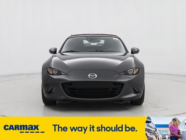 Photo of 2018 Gray Mazda MX-5 Miata