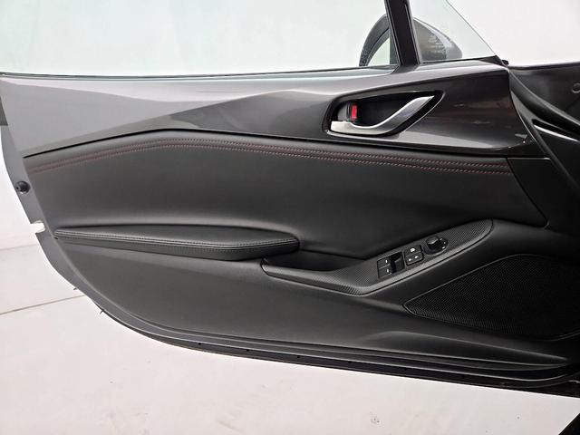 Photo of 2018 Gray Mazda MX-5 Miata