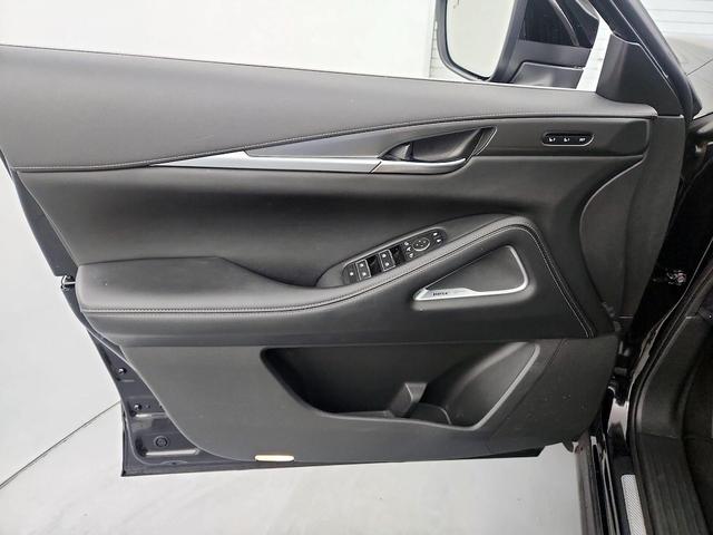Photo of 2024 Black INFINITI QX60