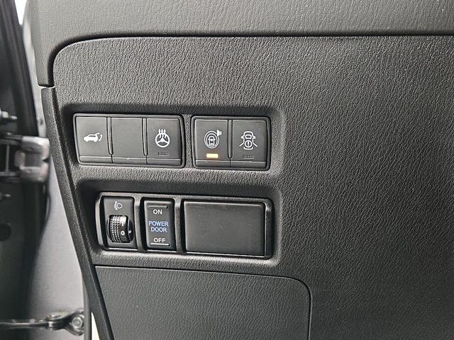 Photo of 2021 Gray INFINITI QX80