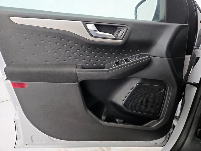 Photo of 2020 White Ford Escape