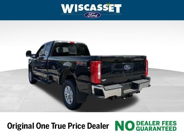 Photo of 2025 Black Metallic Ford F-250