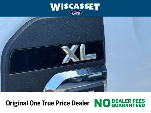 Photo of 2025 Oxford White Ford F-250