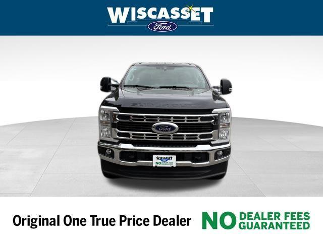Photo of 2025 Agate Black Metallic Ford F-350