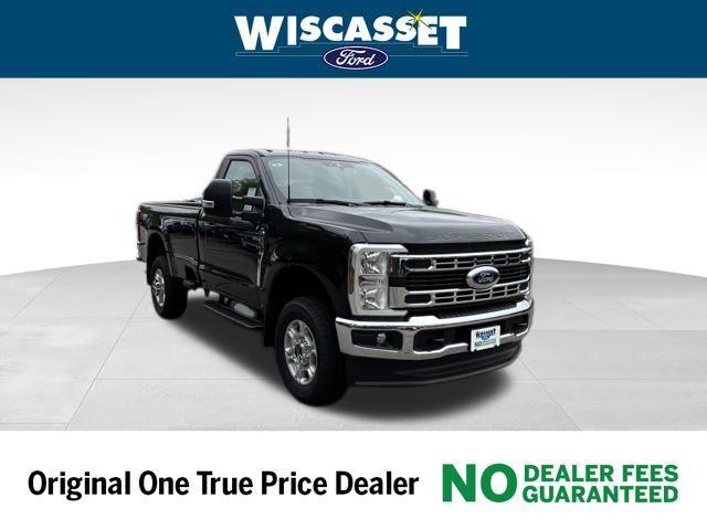 Photo of 2025 Agate Black Metallic Ford F-350