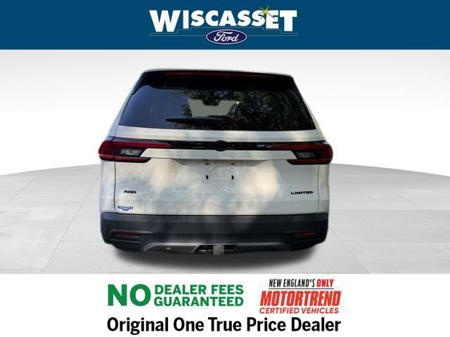 Photo of 2024 Tan Toyota Grand Highlander