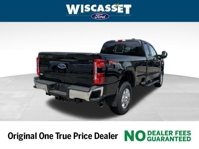 Photo of 2025 Agate Black Metallic Ford F-250