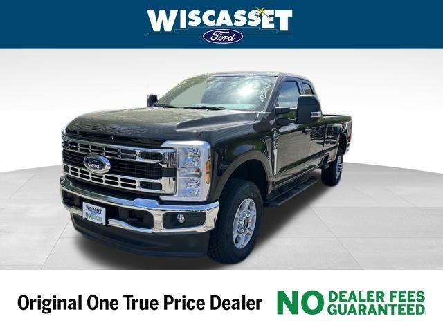 Photo of 2025 Agate Black Metallic Ford F-350