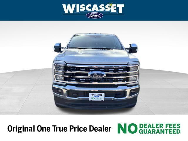 Photo of 2025 Oxford White Ford F-250