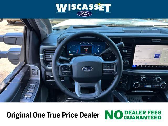 Photo of 2025 Oxford White Ford F-250